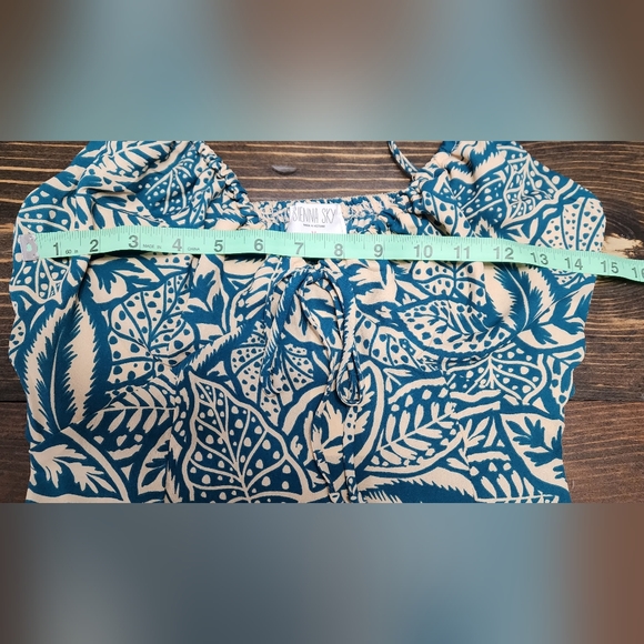 NWT Sienna Sky Hawaiian crop tank - Picture 4 of 6
